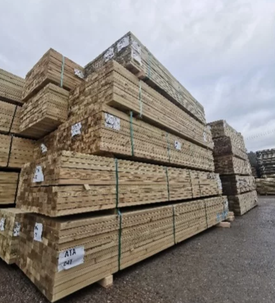 Wholesale Factory Direct Sales Cheap Prices Pine Solid Wood Panel Lumber for Construction