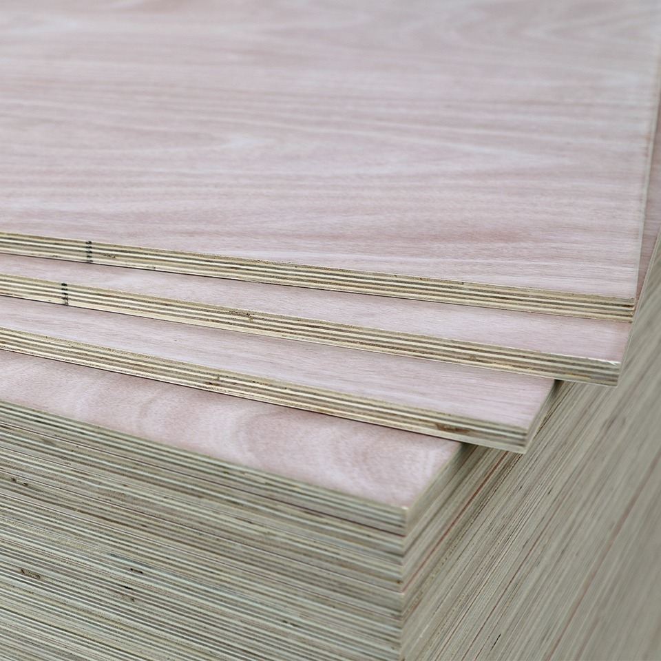 4 x 8 prefinished okoume plywood from china manufacture/ 4mm wood natural teak veneer faced fancy plywood price for furniture