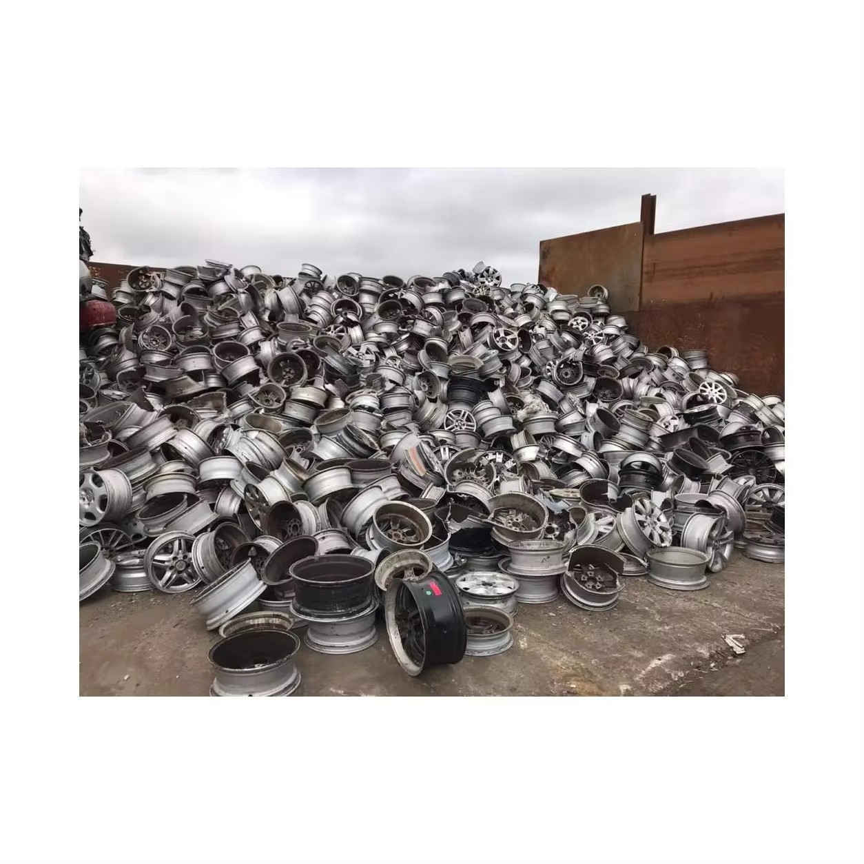 Affordable price Aluminum Alloy Wheel Scrap Aluminum Wheel Hub Scrap Aluminum Alloy Wheels scrap / Baled