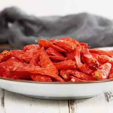 Wholesale red dried chili cayenne pepper chili pepper buyers