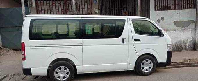 Used Hiace Bus Toyota Hiace 13 Seats Gasoline Engine Left Hand Drive/ Used Toyota Hiace 4x4 Commuter Minibus for sale