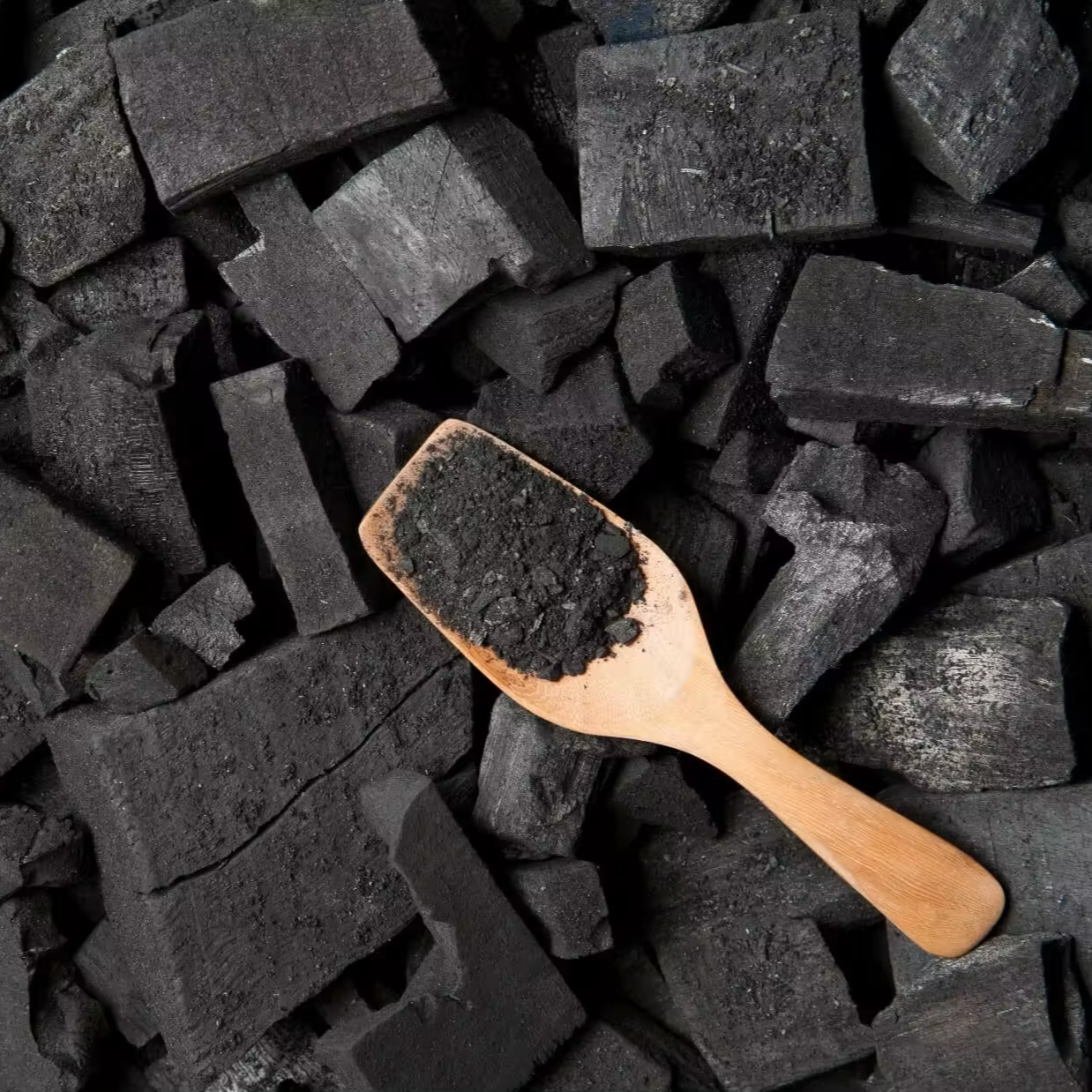 Natural hardwood Lump Charcoal for Superior BBQ and Grilling Experience