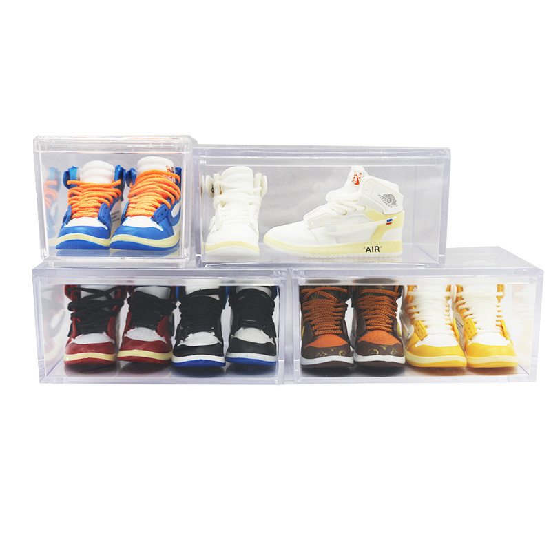 Custom Wholesale mini 3D  basketball shoe sneaker rubber keychains pvc key ring Sneaker key chain with clear shoe box