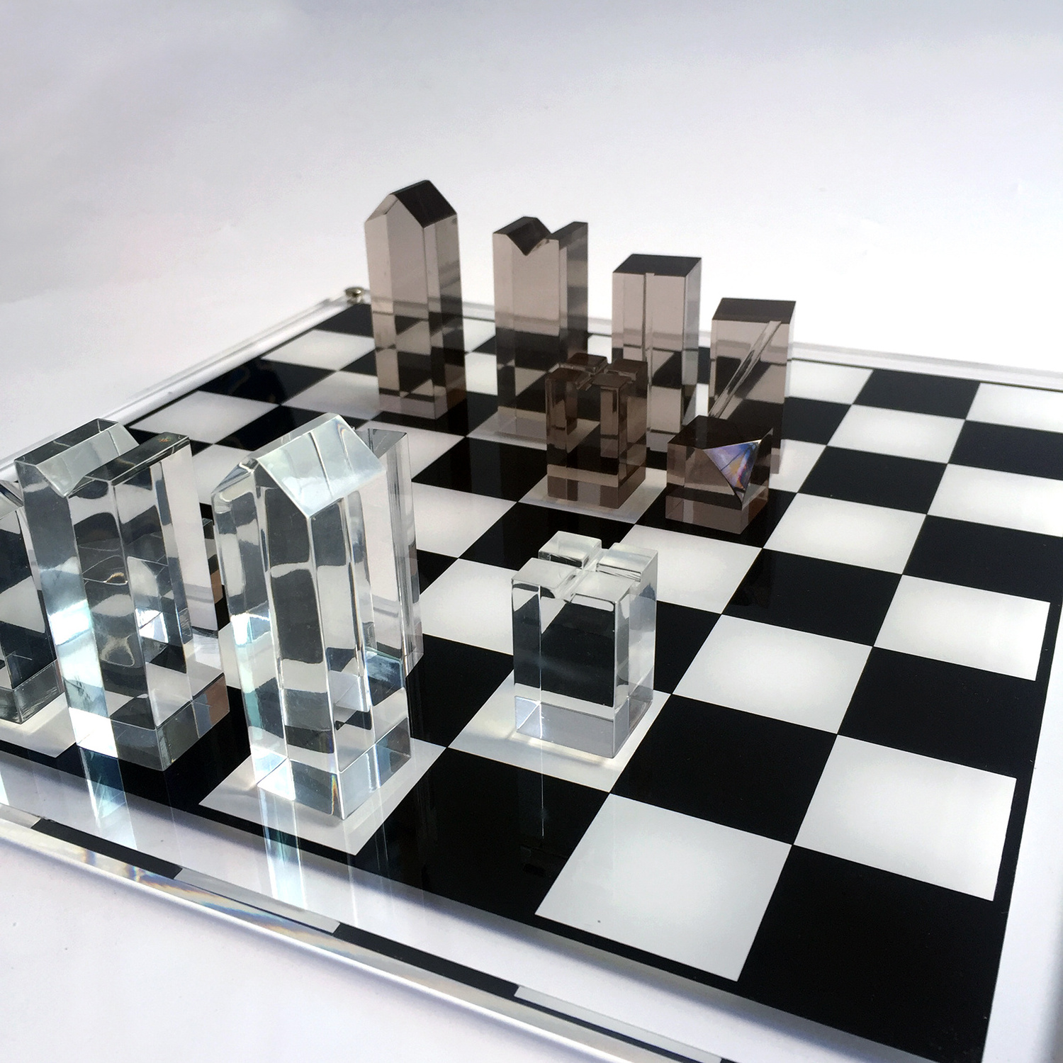 crystal clear resin acrylic chess set game board & pieces