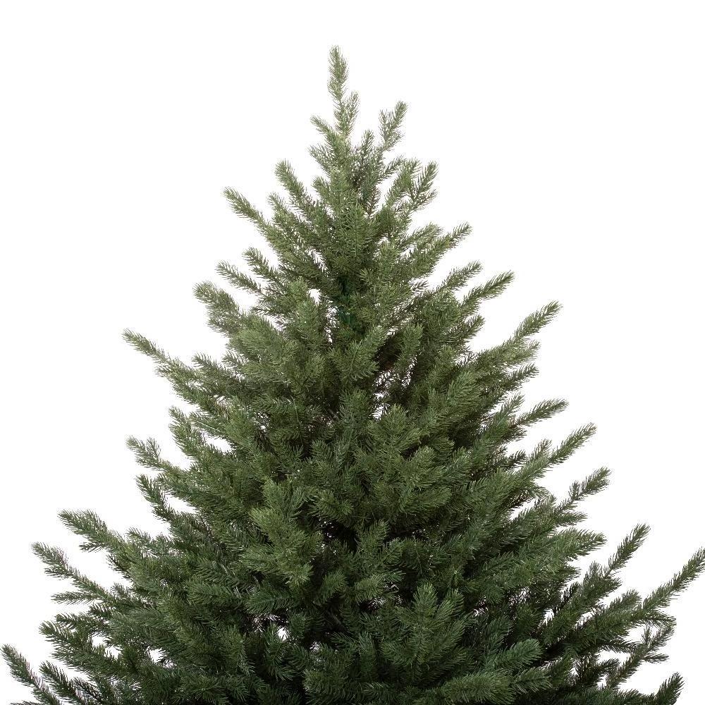 new arrival 2024,green Artificial Christmas tree,pine needle,home indoor,outdoor,hotel entrance,100%PE,eco-friendly,fireproof