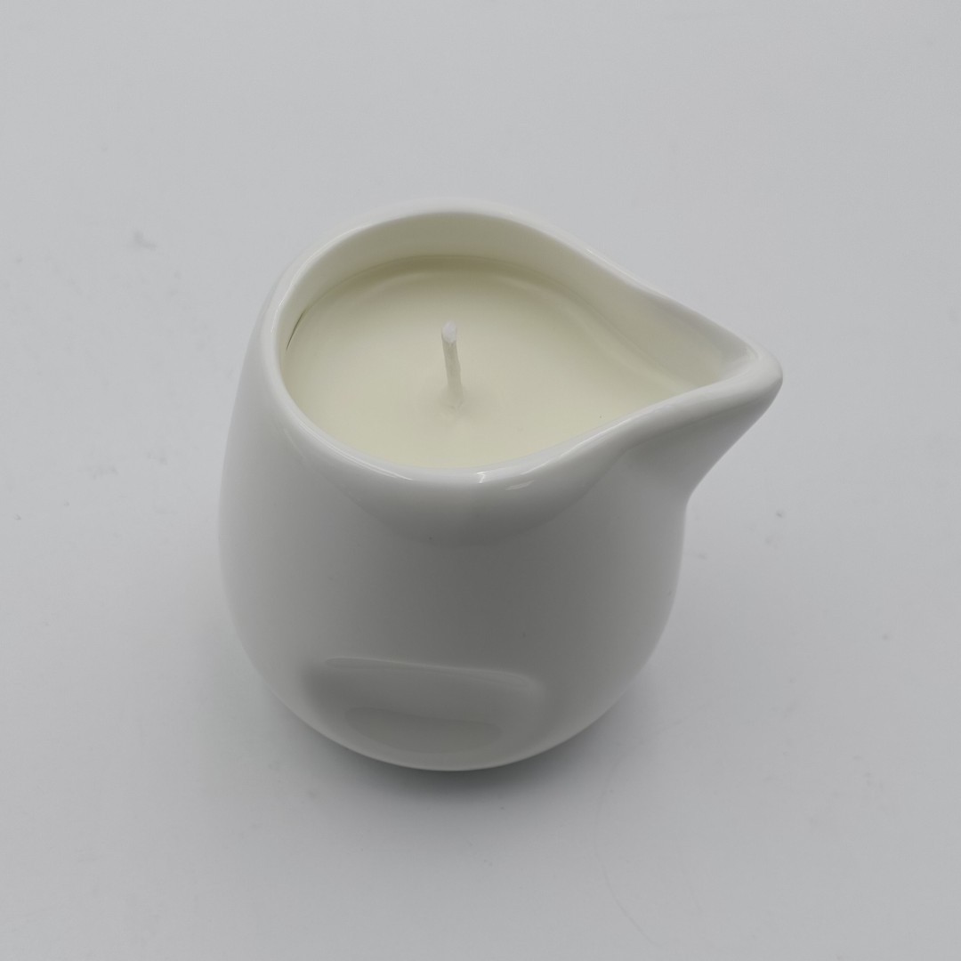 YML factory wholesale customized natural scented soy wax  candle low temperature massage candle home spa and skin care candle