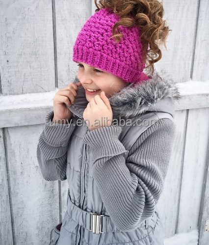 Wholesale New Design Crochet Womans Knit Soft Ponytail Hat Beanie With Ponytail Hole