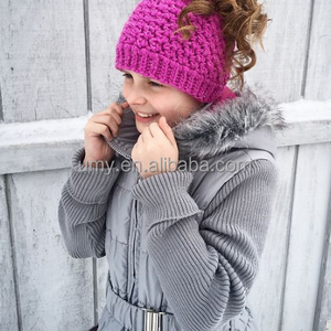 Wholesale New Design Crochet Womans Knit Soft Ponytail Hat Beanie With Ponytail Hole