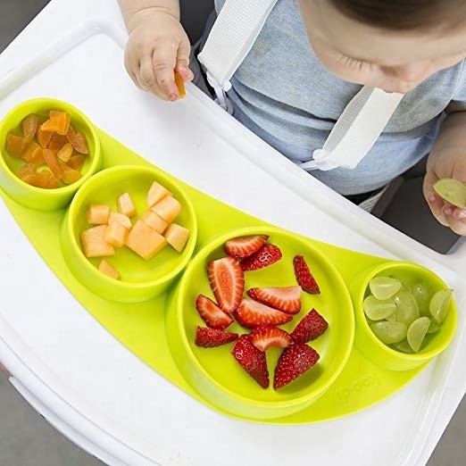 2021 Food plate divider Silicone Portable Flexible Food Separator 4 divided food plate separator for plate portion control