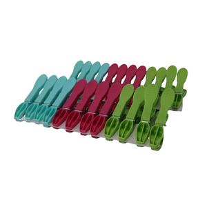 24 Pieces Windproof Plastic Large Clothes Pegs