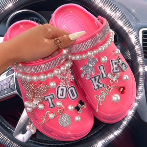 Women Diamond Clog Platform Classic Sandals Bling Clog Remover Charms Garden Shoes Height Increasing Shoes Beach Hole Shoes