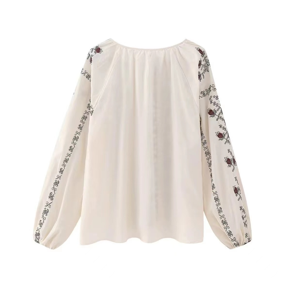 Summer polyester simple casual fashion embroidery long sleeves crew neck women's top/blouse