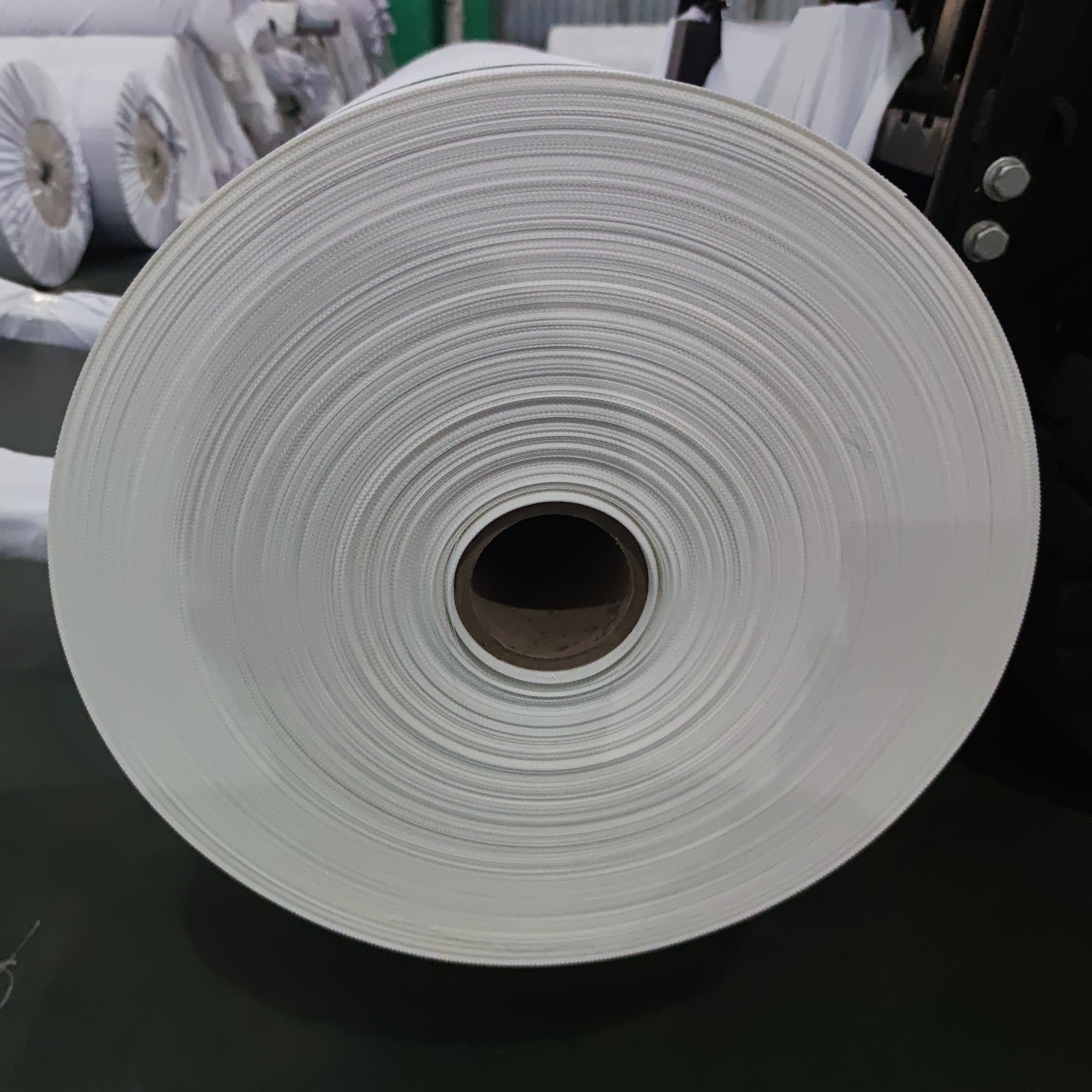 High tearing Dip coated polyester PVC color mesh fabric hole vinyl rolls tarps material for Weed barrier/Liners/Privacy