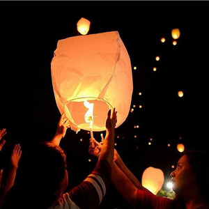 Biodegradable  Flying  Lantern Eco Wish Light Flying Chinese Sky Lanterns with Kraft Paper Wax 95*50*32cm