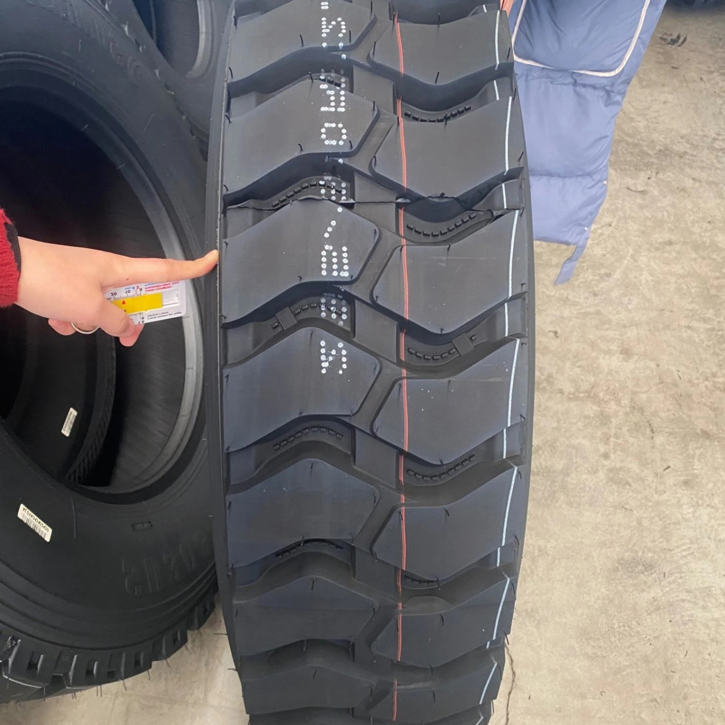 20 Inch Wear Resistance All Steel Radial Truck and Bus Tyre