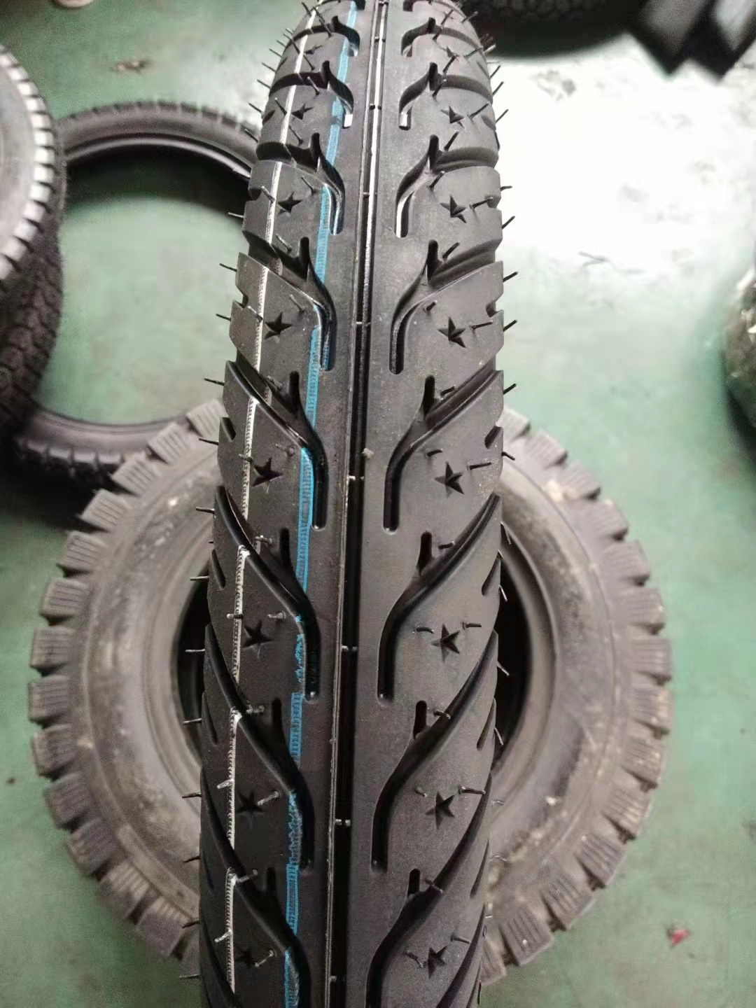 8pr 6pr 110/90-16 Tricycle Tubeless Wheel Motorcycle Tire Tyre with DOT /SGS/Soncap/CIQ/CE /IS