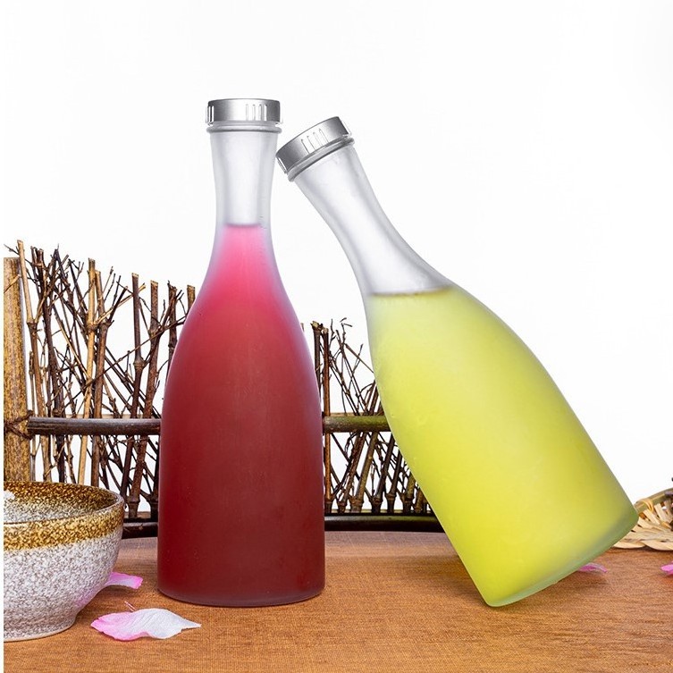 Wholesale Factory Prime Price Empty Drinking Glass Water Beverage Juice Milk Water Bottle glass