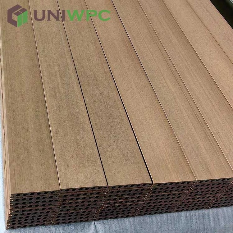 Premium Quality Manufacturer Water-Resistant Co-Extrusion Composite Decking Outdoor Emboss Pattern Wpc  Decking Boards Outdoor