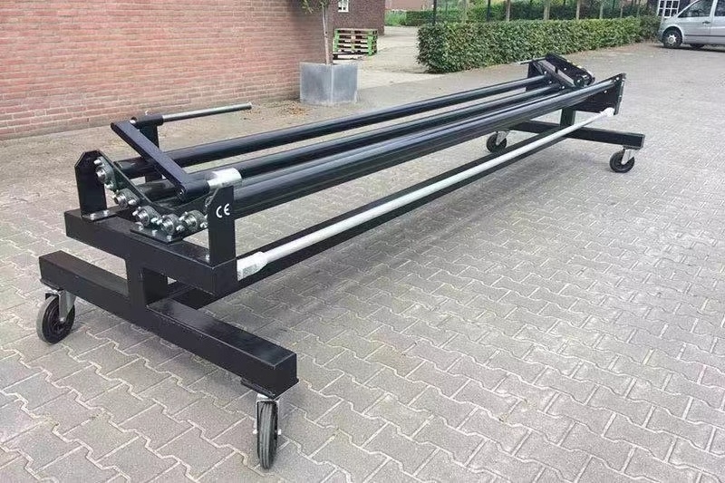 UNI Artificial Grass roll up and unroll  manual machine