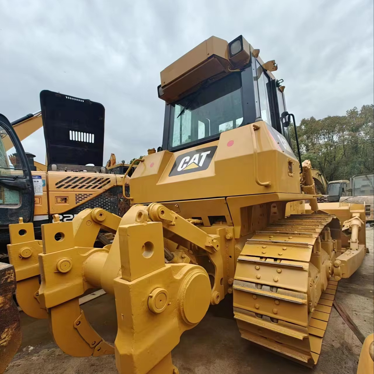 second hand cat d6 shantui dozer bulldozer sd22 sd32 engine nt855 d7 d4 spare parts seat with winch