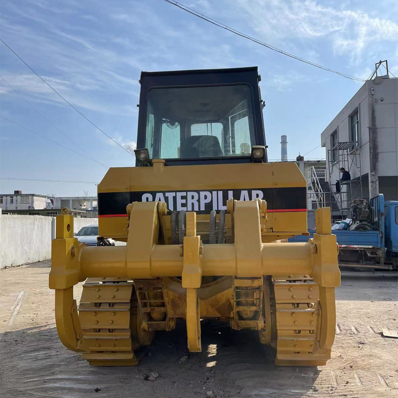 Original Japan Used caterpillar bulldozer D6G D7G crawler dozer with ripper and winch for sale