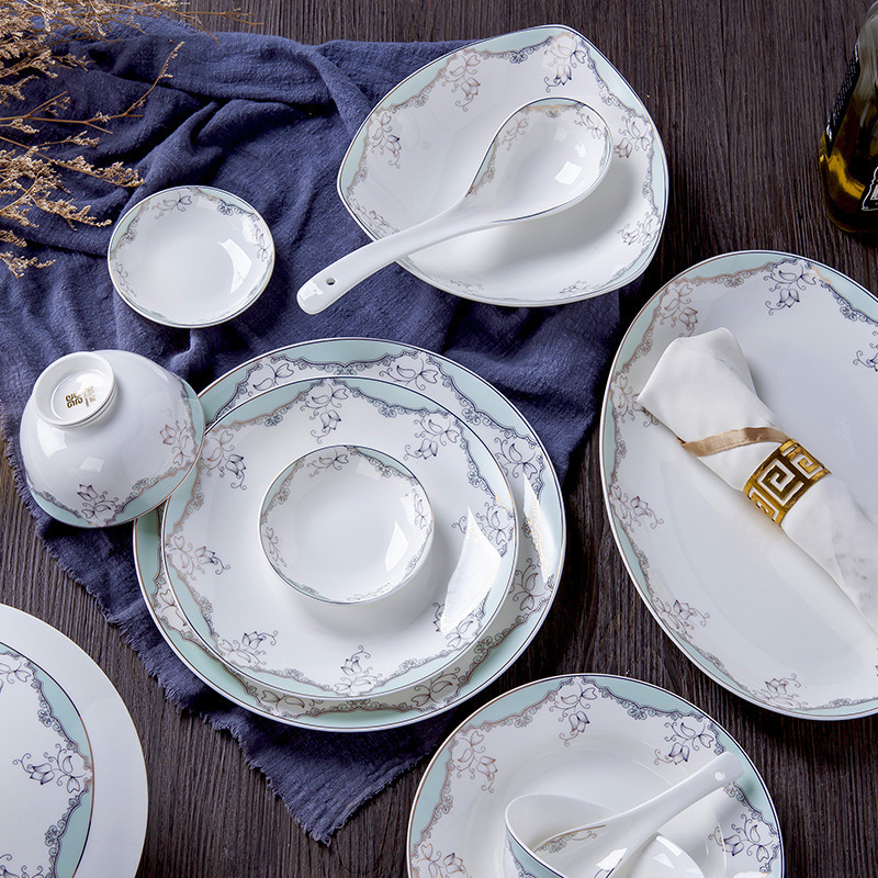 Luxury Dinner Sets Fine Bone China Dinnerware Sets Gold Rim Porcelain Dinner Sets