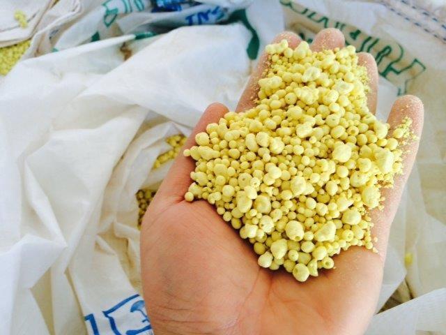 Factory Supply High Purity Bright Yellow Powder/granule/flake Sulfur 99.999%