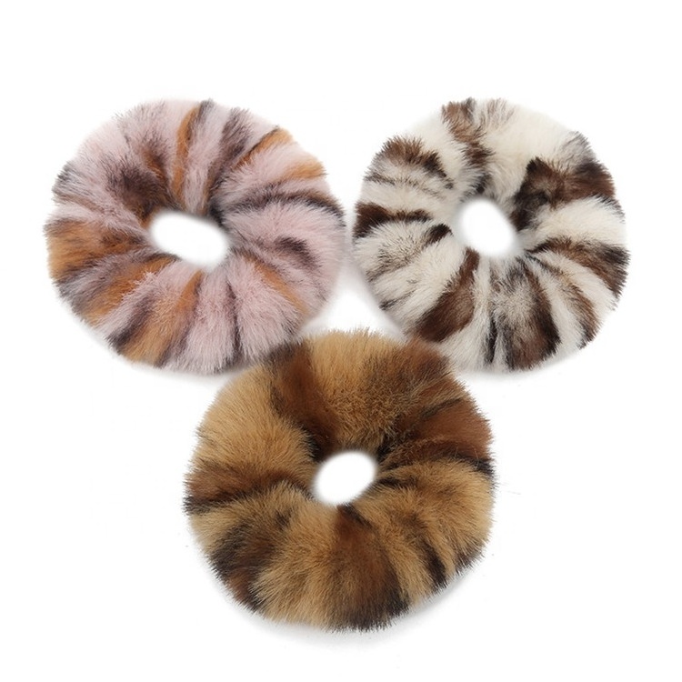 Wholesale Soft Wild Animal Leopard Rainbow Stripe Printted Faux Rabbit Fur Plush Hair Ropes Sexy Ponytail Holder Scrunchies