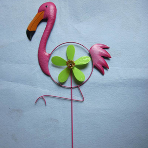 Hot sale metal decoration ornament pink flamingo wrought iron garden stake with plastic windmill