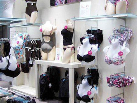 New wall mount underwear clothes display rack/stank/ kiosk for lingerie store display clothing shop fixture for sale