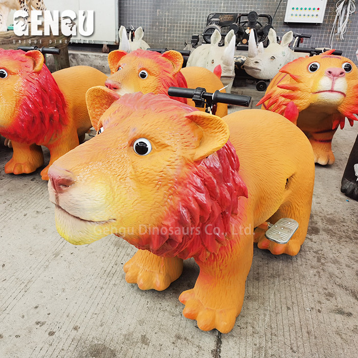 Waterproof Walking Animal Funny Animatronic Lion Rides Hot Sale