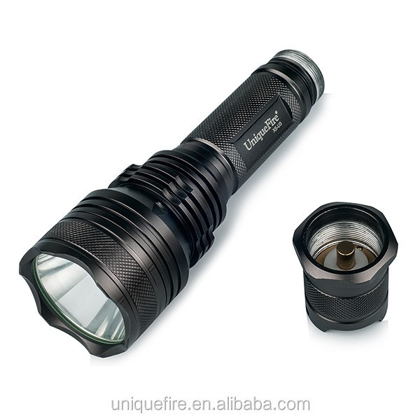 UniqueFire XM-L U2 Bulb Rechargeable 10 watt LED Flashlight with carabiner