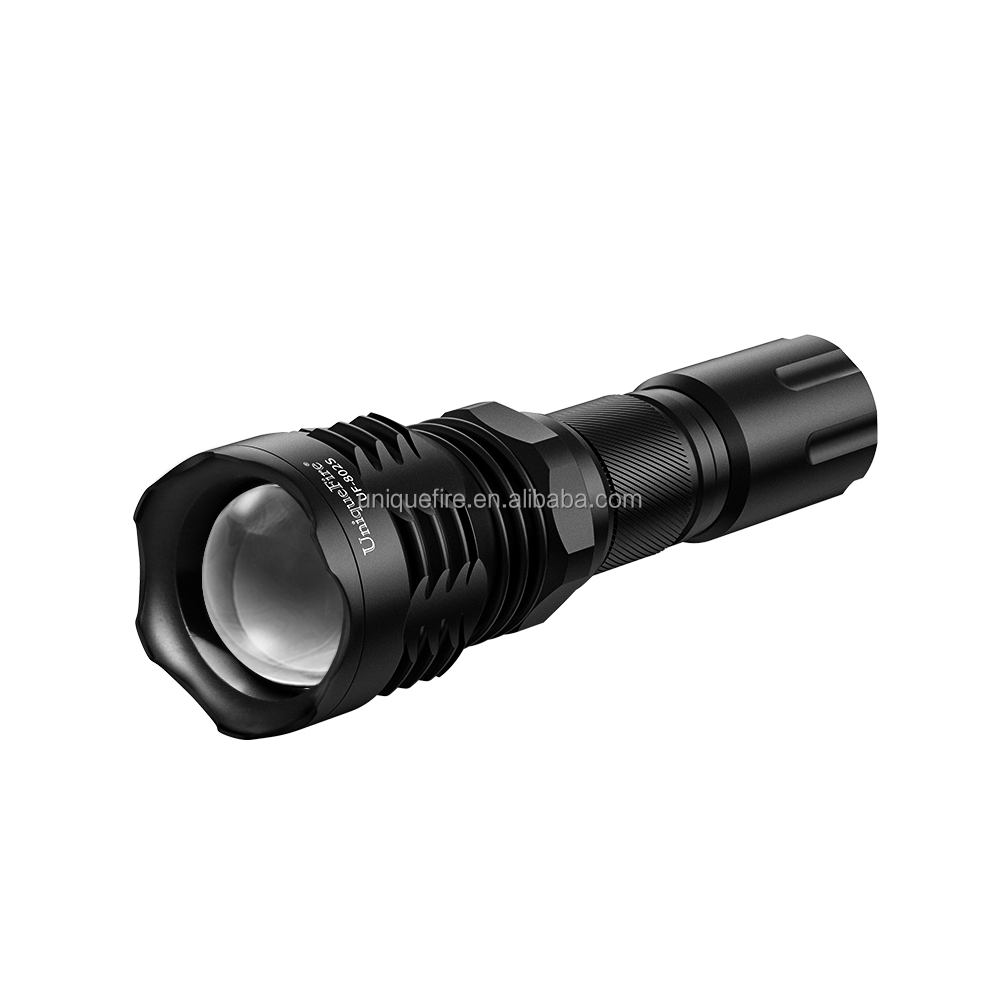 802S 940nm Portable LED Waterproof Tactical Zoomable Outdoor Illuminator IR Flashlight