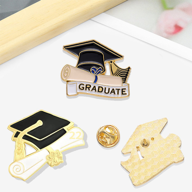 China Lapel Pin Manufacturer Any Size OEM Custom Metal Anime Lapel Hat Pin Logo Cartoon Cute Graduation Enamel Lapel Pin