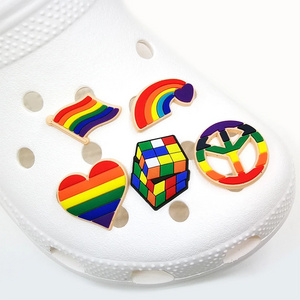 Custom PVC Charm Homosexual Love Pride Rainbow Clog Decoration LGBT Flag Garden Slipper Rubber Accessories Shoe Ornament