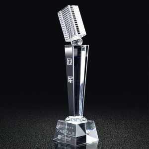 Custom Blank Fancy Crystal Trophy Music Voice Cup Microphone Engraved Clear Irregular Glass Award Trophy For Business Plaques