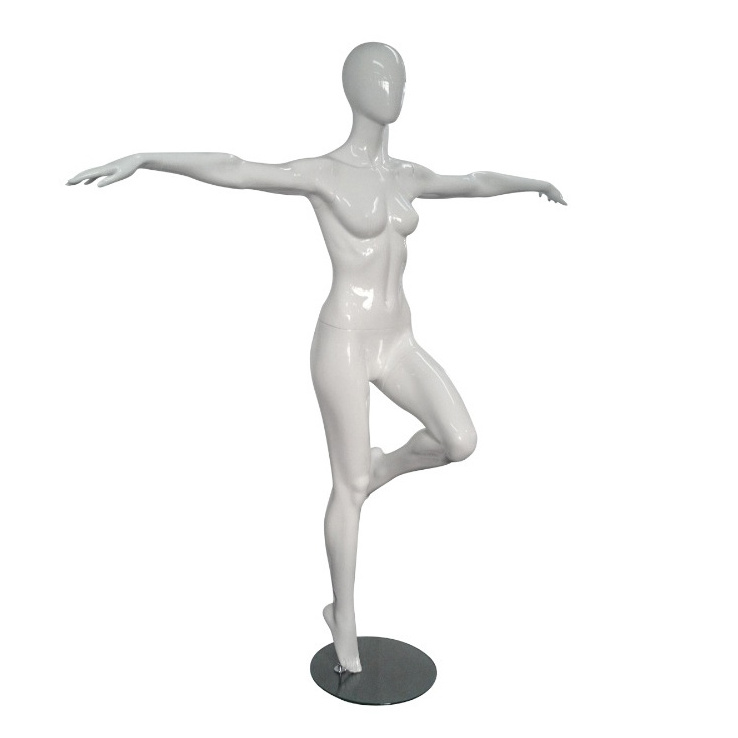 Sports Female Mannequins  Yoga  Pose Mannequin Stand Customized for sportswear and window display