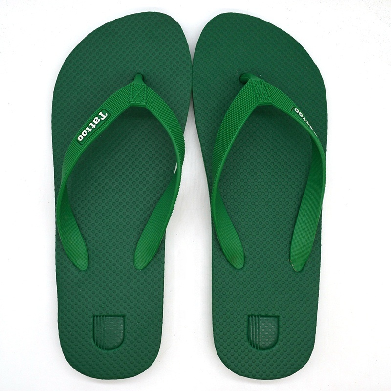 New PVC Strap Mens Flip Flops Custom Embossed Logo Durable EVA Slippers