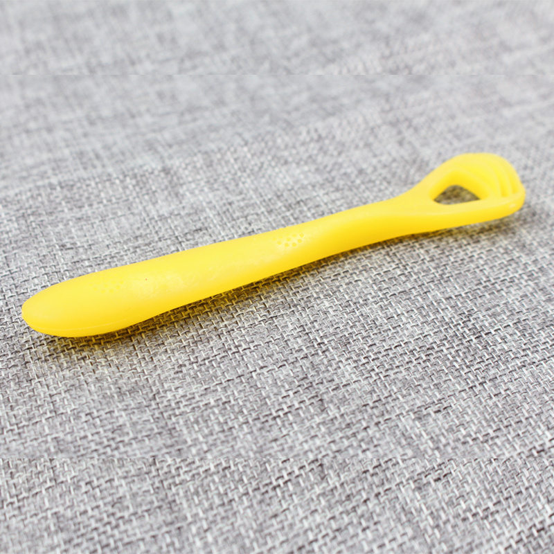 OEM Yellow Soft Rubber Tongue Scrapper For Kid