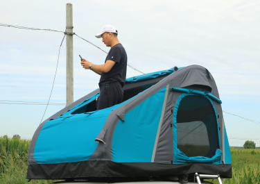 China 4 Season Rooftop Tent SUV Car Camping Inflatable Roof Top Tent For Vehicles