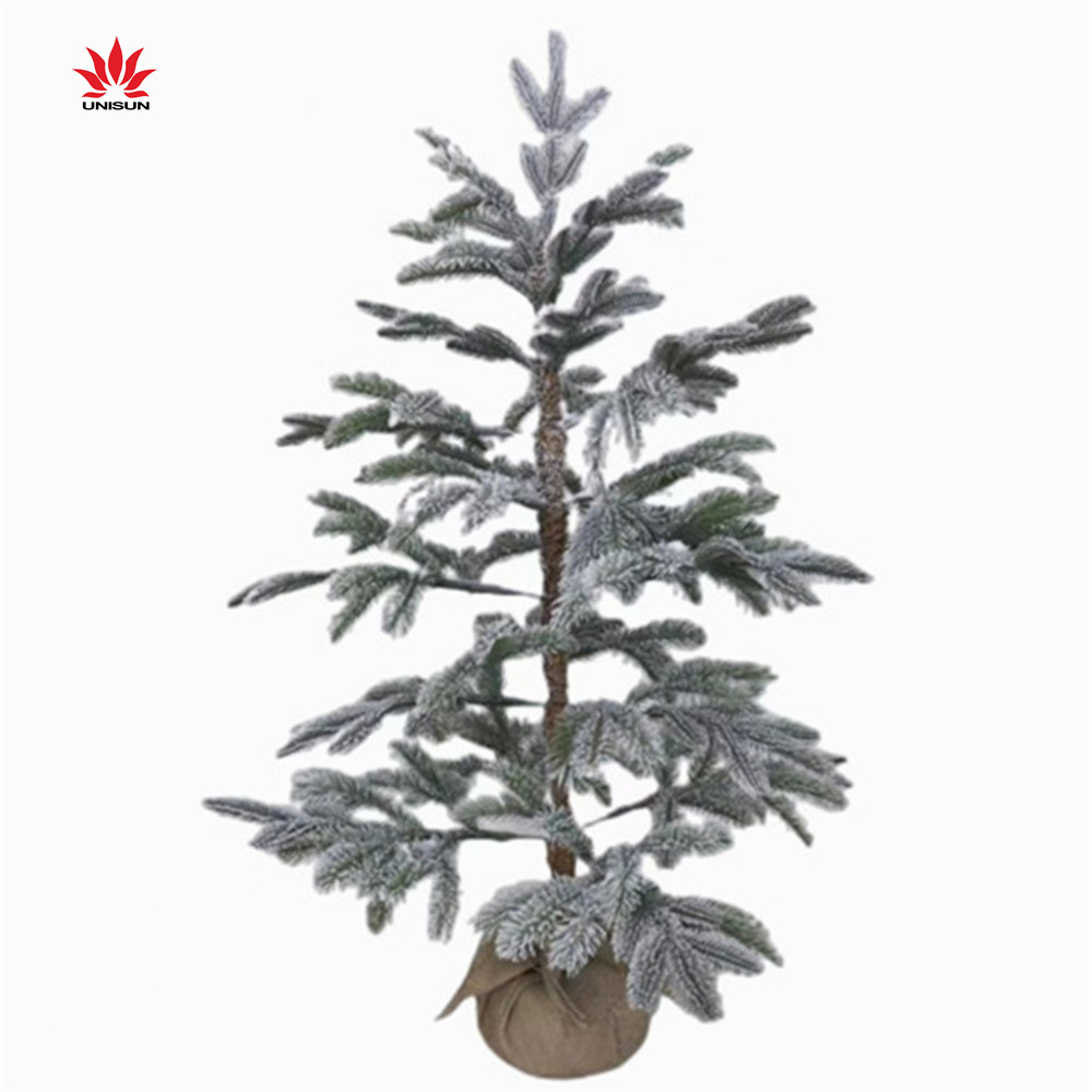 2024 New Arrival Artificial Christmas Tree Flocked White Arbol De Navidad Decoration Xmas Party Tree