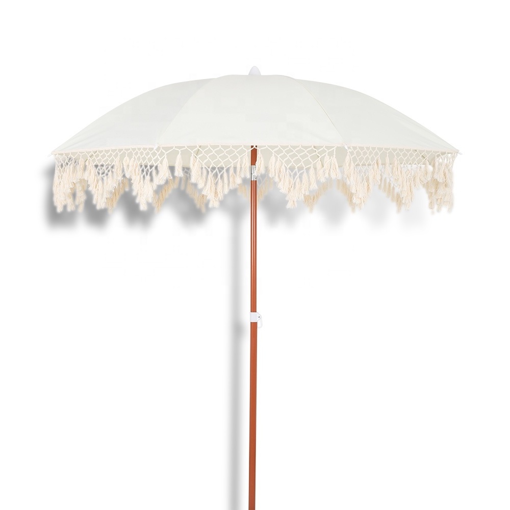 Hot Sale Customized  Design Parasol Beach Umbrella Potable  White Beach Umbrella  With Tassel