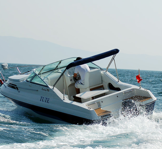 Day trips, water sports, fishing boat 2024-7m