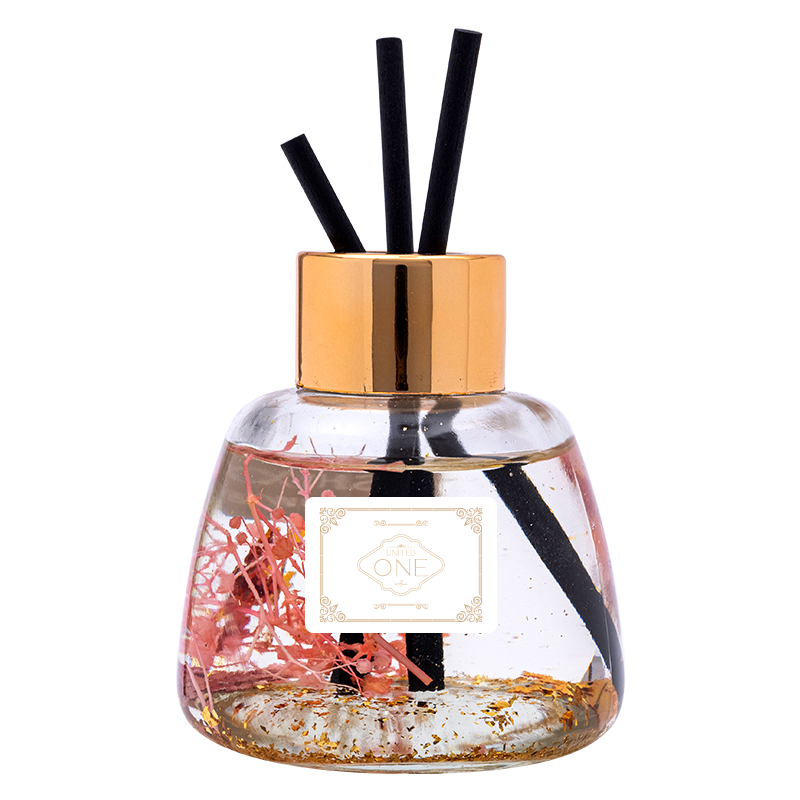 UO Christmas Gifts Room Oil Air Fragrance Mini Reed Diffuser Set Car Scented Diffusers with Sticks And Non-slip Mat