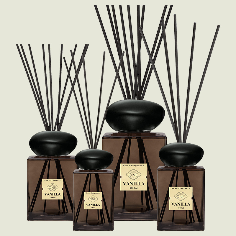 UO Customize 500ml 2000ml 2500ml Fragrance Indoor Oversized Reed Diffuser Set With Luxury Packaging