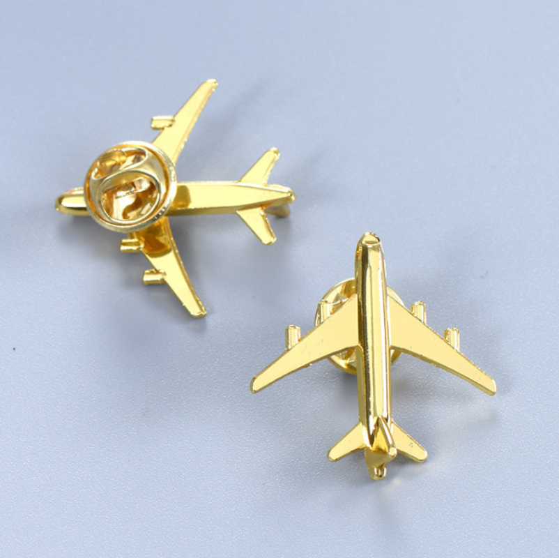 3D Metal Airplane Lapel Pin Mini Airplane Model Brooch Fashion Pin Alloy Badge Vintage Pin Buckle Badge