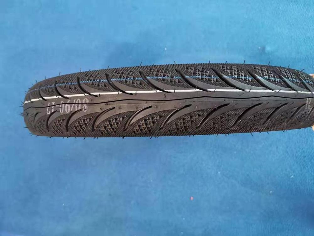 80/90 x 17 MOTORCYCLE TUBELESS TYRE FOR MALAYSIA