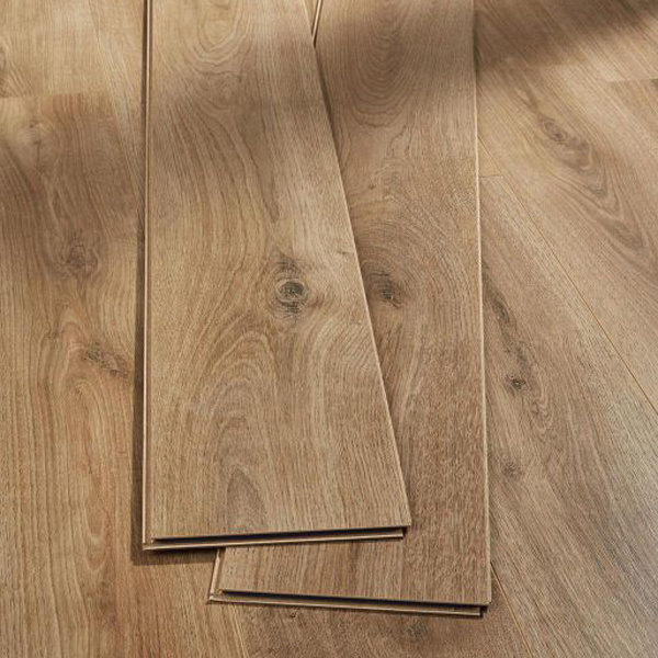 Premium Natural Hand Scraped Oak Hardwood Flooring Design For Apartment