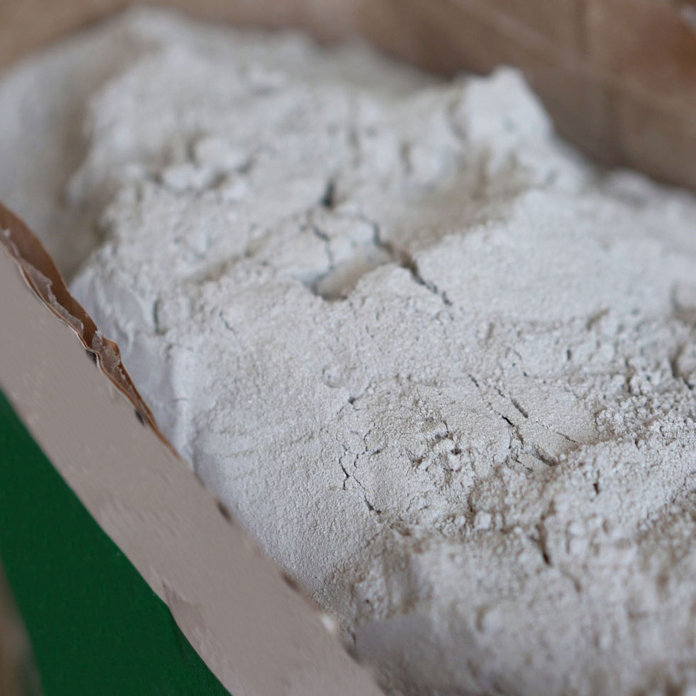 Oman High quality Gypsum Powder (Plaster of Paris)