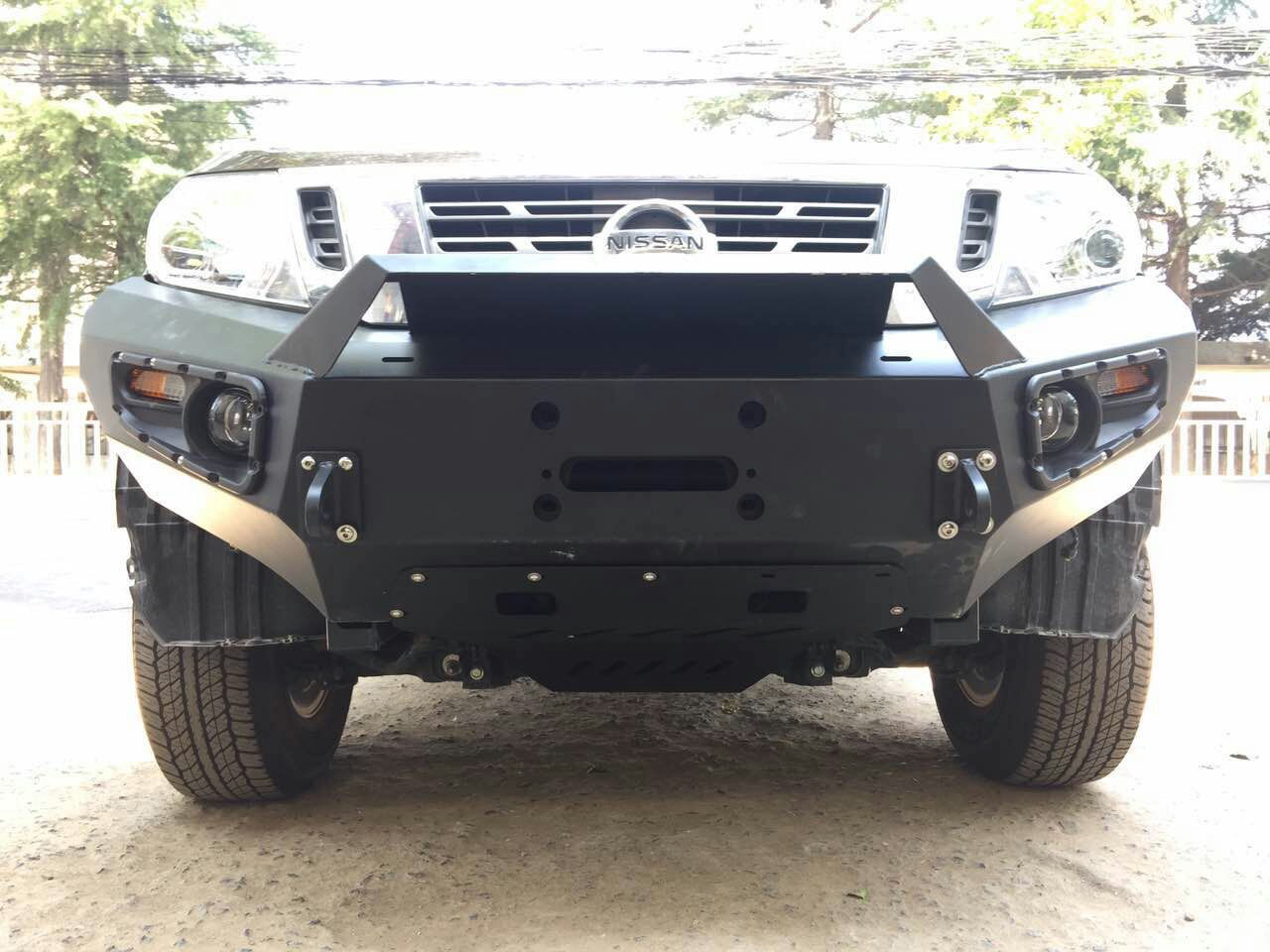 steel car bumpers For para 2006 Nissan Navara d40 np300 terrano patrol y61 y62 front bumper